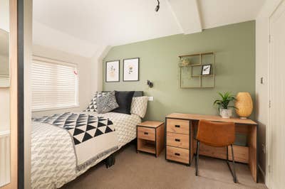 ⚡️Near NOC and Churchill 🤩 Luxury✨Stylish  Main Photo