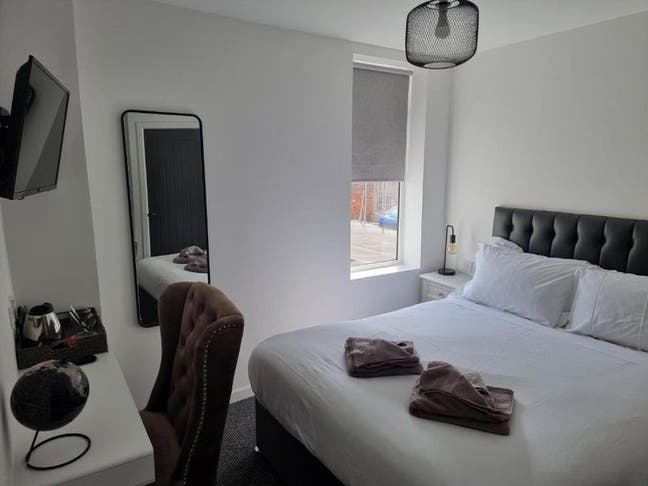 Dbl Ensuite Hotel Rms - Short/MedTerm Profesionals Main Photo