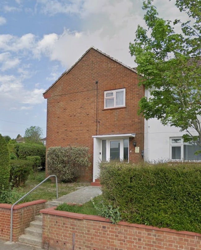 Professional, Modern, Living  Main Photo