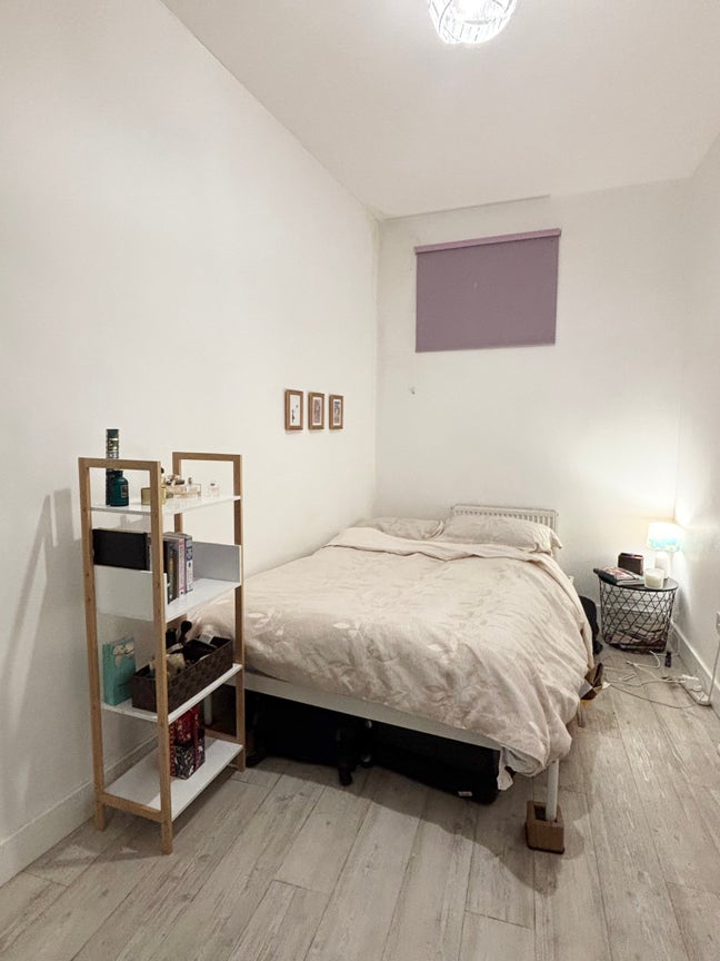 Double room available for sublet – Vauxhall / Nine Main Photo