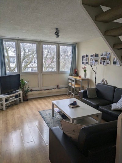 Spacious double room, 5 mins from Clapham Junction Main Photo