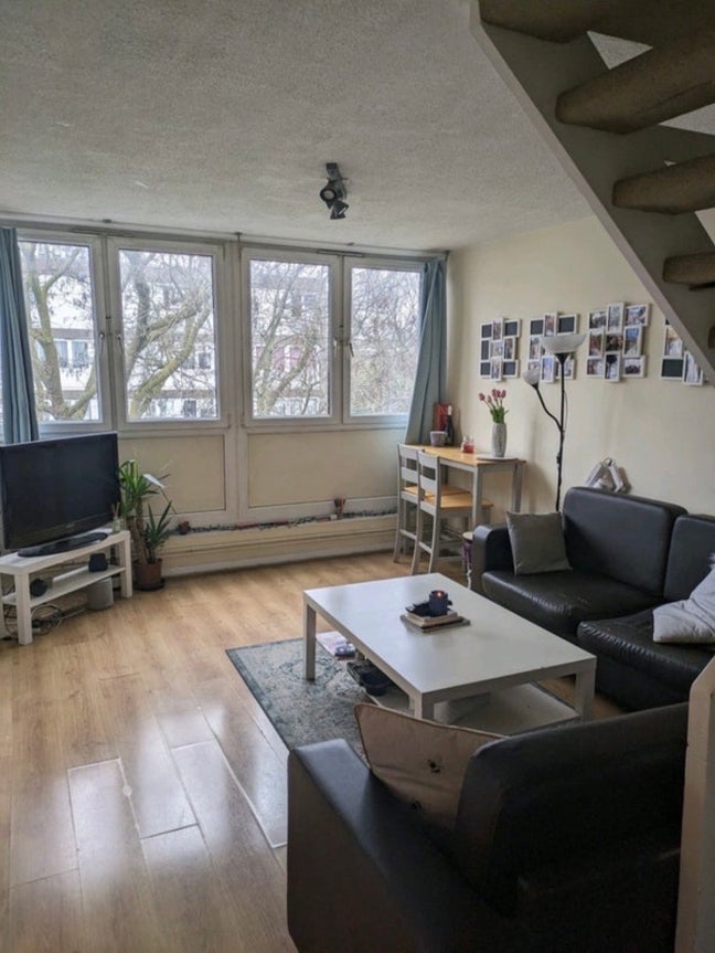 Spacious double room, 5 mins from Clapham Junction Main Photo