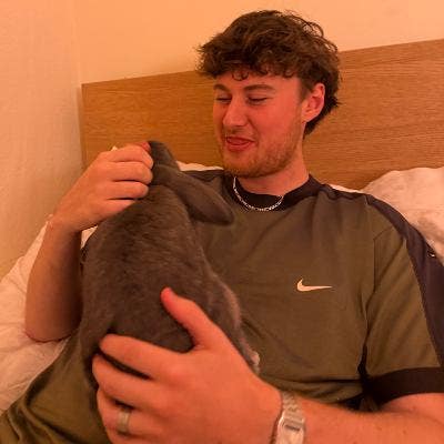 23 yo from down south looking for house share Main Photo