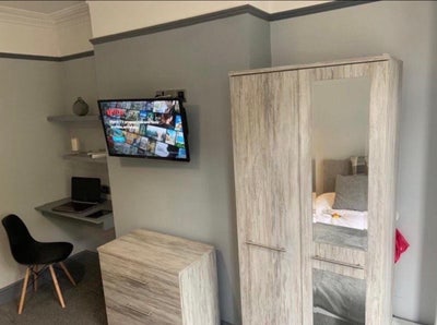 ✨ NO DEPOSIT | Bills Included | Ensuite+double | Main Photo