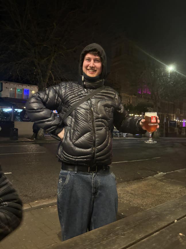 23 yo from down south looking for house share Main Photo