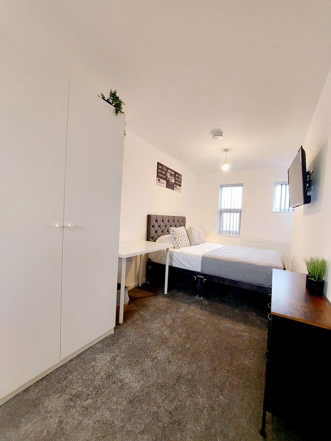 Brand New Studio Room In Orton Goldhay Main Photo