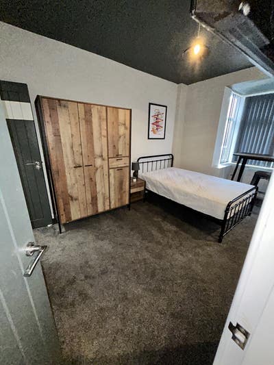 Low Deposit - &pound;50 Discount - Modern Studio NG4 Main Photo