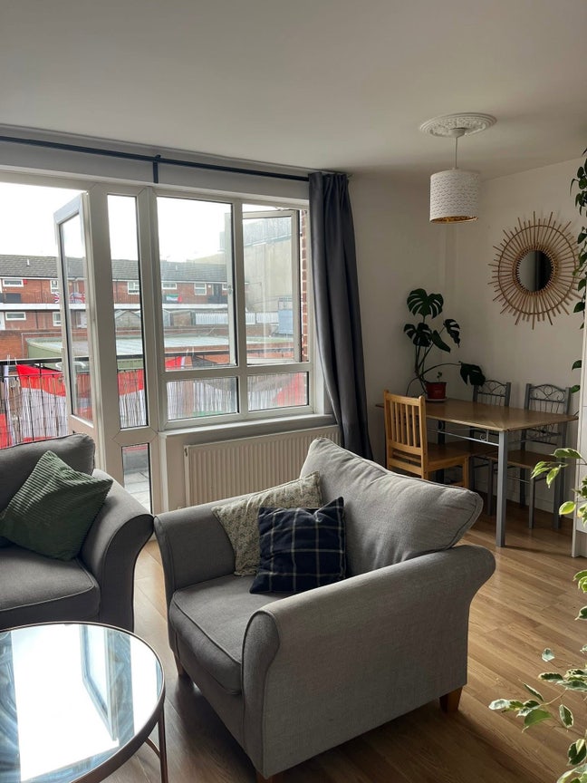 Sunny room in Bethnal Green Main Photo