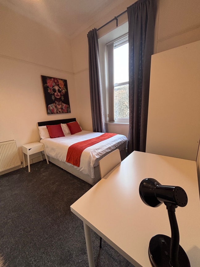  Double rooms opp Mitchell Library, Finnieston  Main Photo