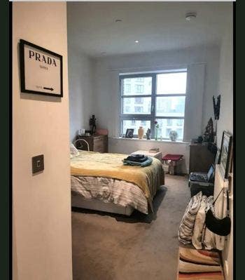 Ensuite Room available in London City Island Main Photo
