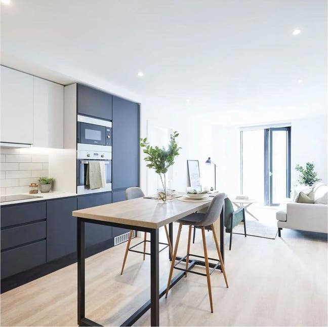  1 Room available at Uhaus, Manchester center Main Photo