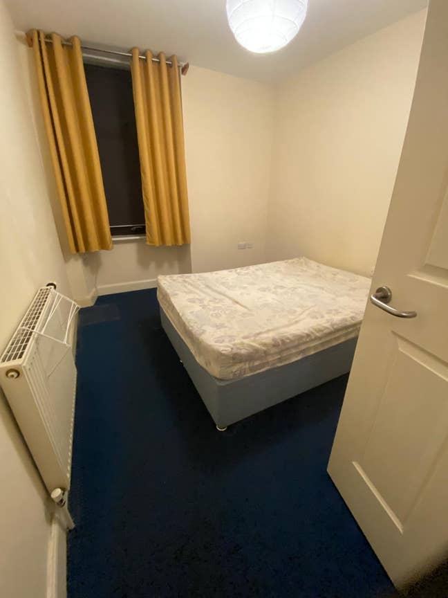 Unfurnished 1 bedroom flat in Paisley  Main Photo