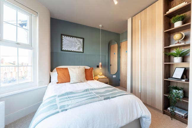 Stop Scrolling - Beautiful House Available Main Photo