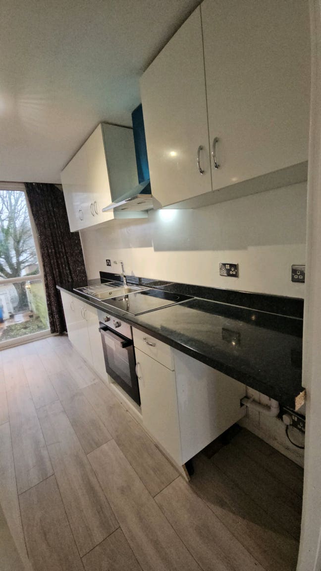 Stunning 1-Bedroom Flat in  Hemel Hempstead Main Photo