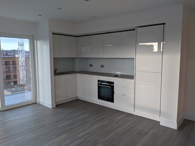 Stunning One-Bedroom Apartment,  Colindale Main Photo