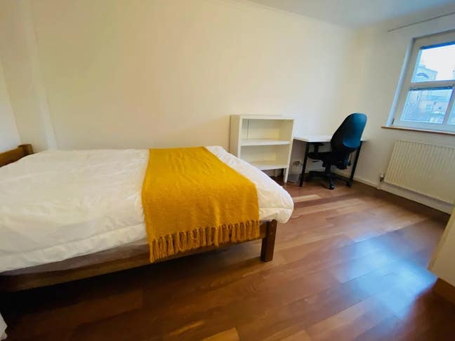 Double Room on Greenland Dock  Main Photo