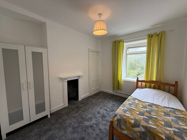 Lovely, Rooms in Shared House Main Photo