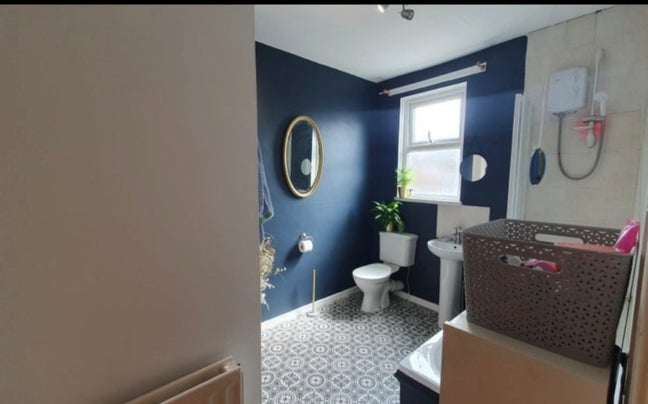 Beautiful Bright DBL Room Private on 3rd floor  Main Photo