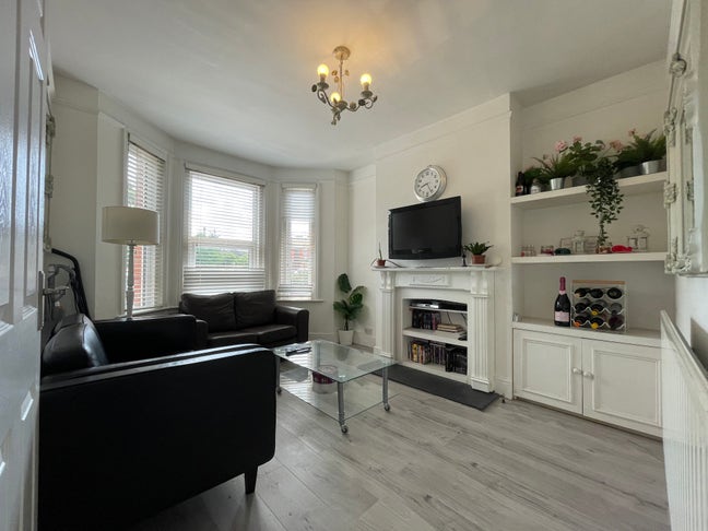 🏡✅1000Wifi✅Free Bills ✅ Cleaner ✅ Large Room✅ Main Photo