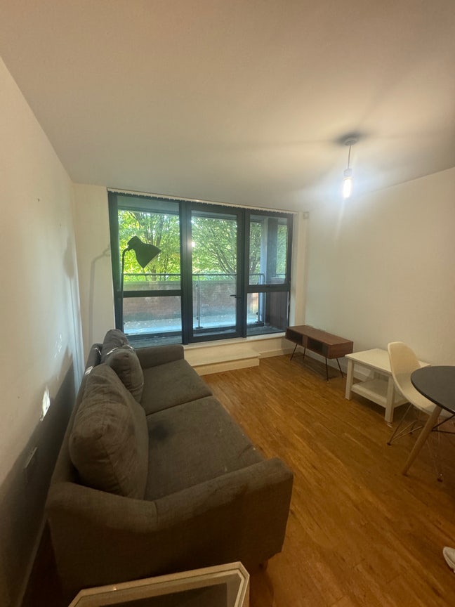 Double Bedroom City Centre M3 Main Photo