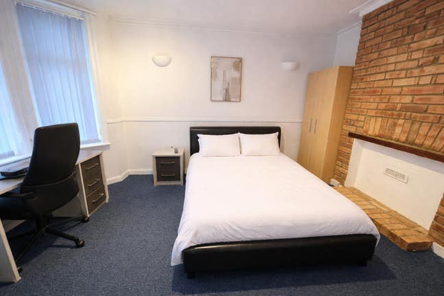Spacious Double Rooms In Winton Main Photo