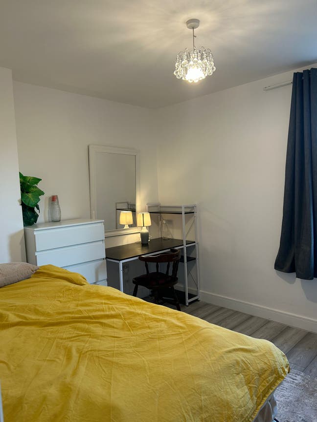 Room for Rent: female only Main Photo