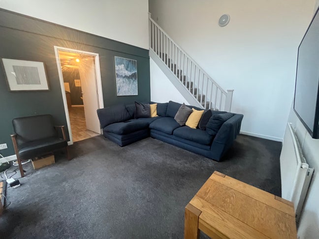 Double Room in West Bridgford Near Central Ave Main Photo