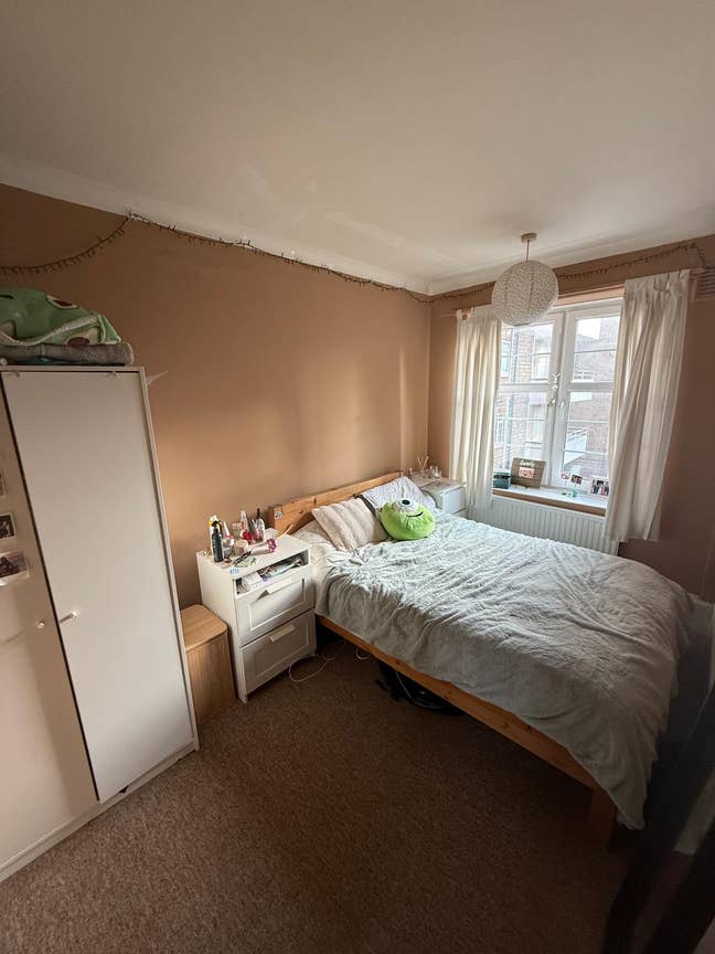 Double room available in central Hove Main Photo