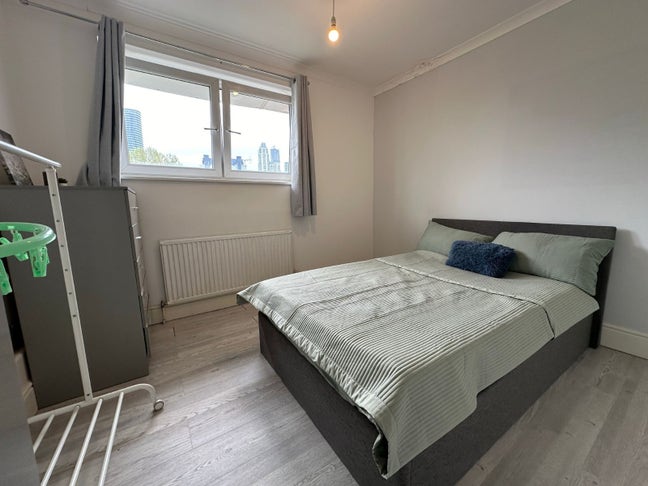 Double Room | Canary Wharf | E14 Main Photo