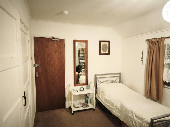 Double room to rent in Central Bletchley Main Photo