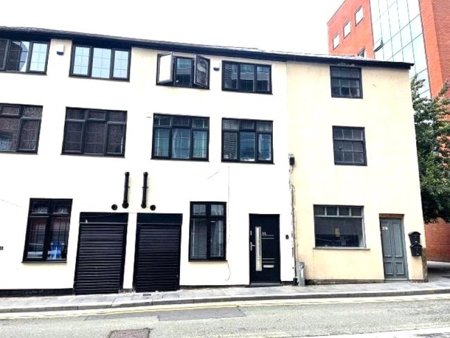 Tenancy Takeover in Central Liverpool Shared House Main Photo