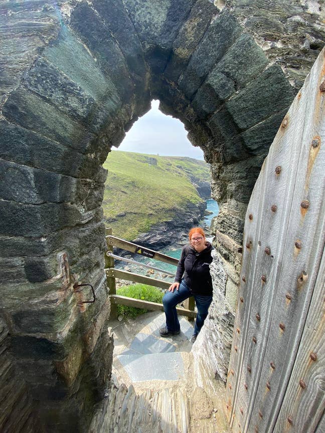 Looking for a housemate, I have a cat! Main Photo