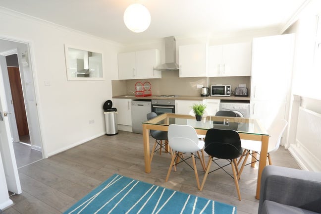 Huge Double + Private Balcony, Canary Wharf Main Photo