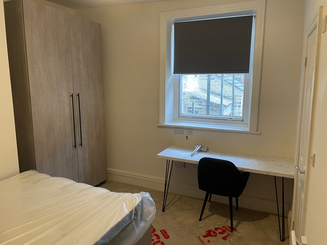 Newly Refurbished Property, Room by Room  Main Photo