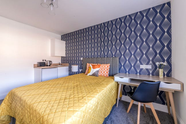 🌞 Southmead Stunning Ensuite with Kitchenette Main Photo