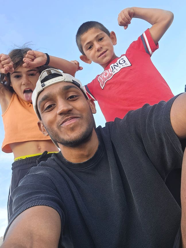 Wanna have a peaceful house for me & my motorbike Main Photo