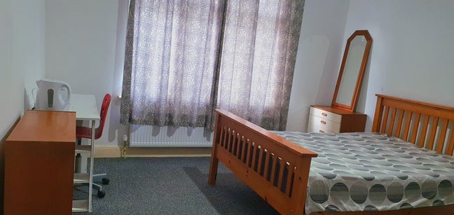 Double Room available in sudbury wembley Main Photo