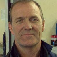 Looking for a rm in selby with parking and pr... Main Photo