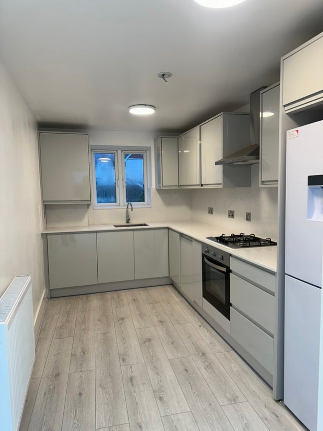 Brand New  Home – First Time to Let - 1 and 2 Bed  Main Photo