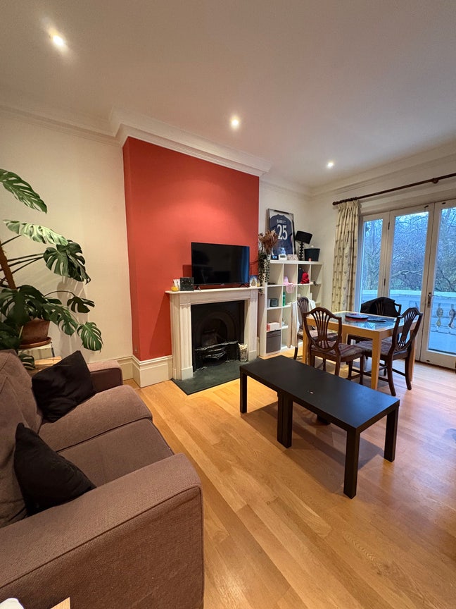 Double Room Battersea  Main Photo