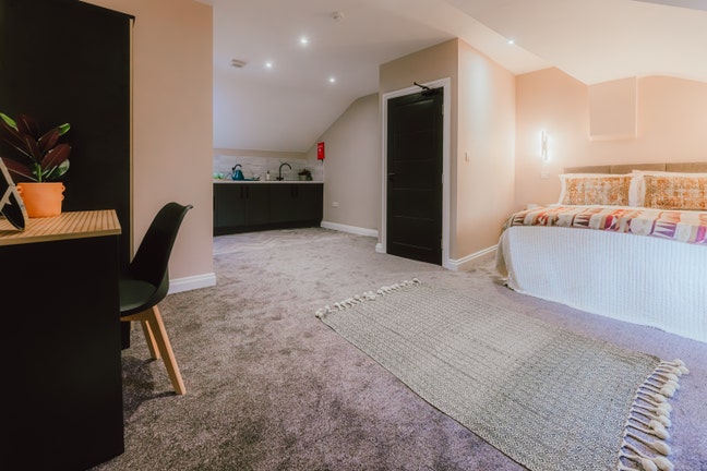 High-end En Suite Rooms - All Bills INCLUDED Main Photo