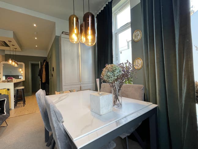 Beautiful Double room in Hammersmith  Main Photo