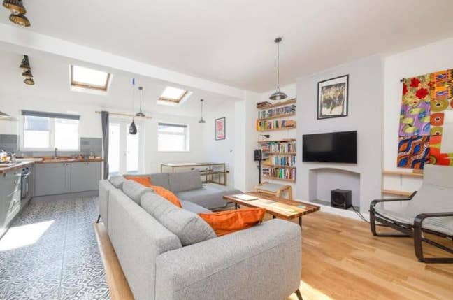 Furnished Double Room in St George House Main Photo