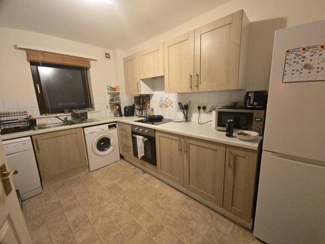 Room along the Lagen Main Photo