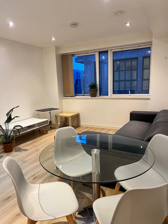 1BHK Flat for Rent -Manchester city center Main Photo