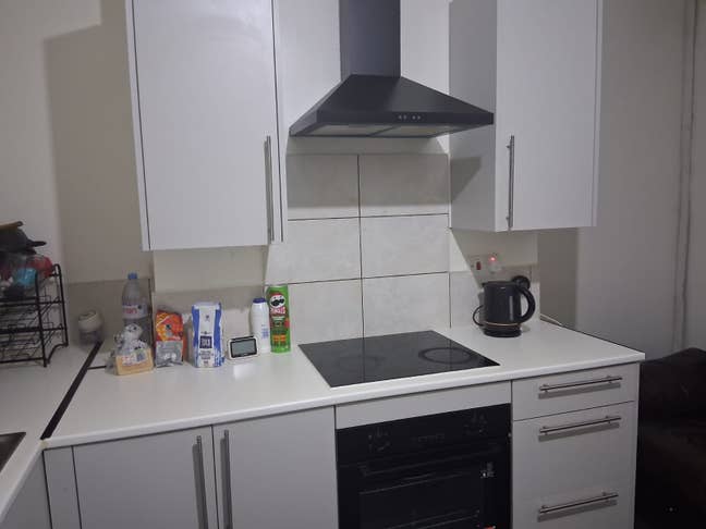 Room available  Main Photo