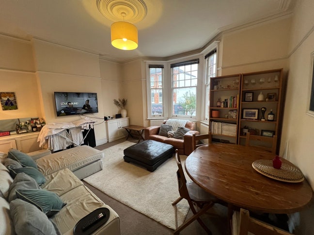 3 week sublet in Parsons Green  Main Photo