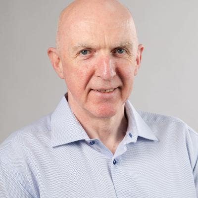 Surveyor in the construction industry  Main Photo