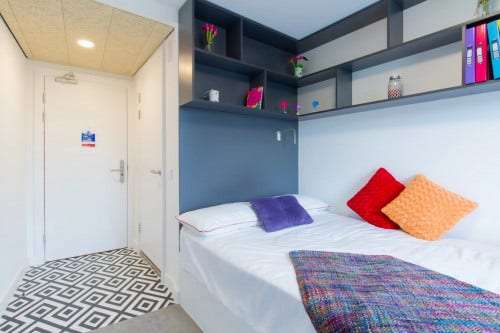 Ensuite Low-Floor Room – &pound;105/week | AXO Student Main Photo