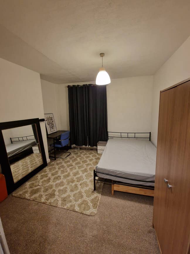 Double Room For Rent Main Photo